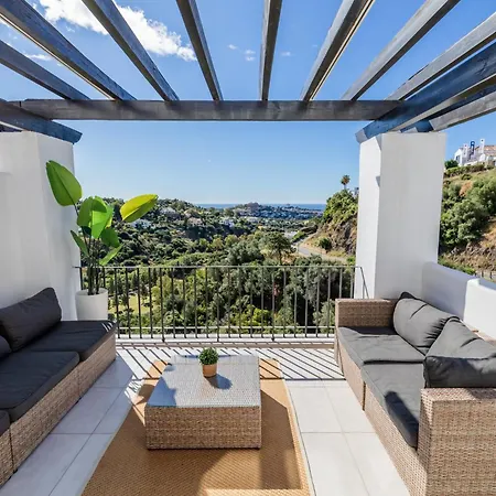 Beautiful Amazing Views And Pool Málaga